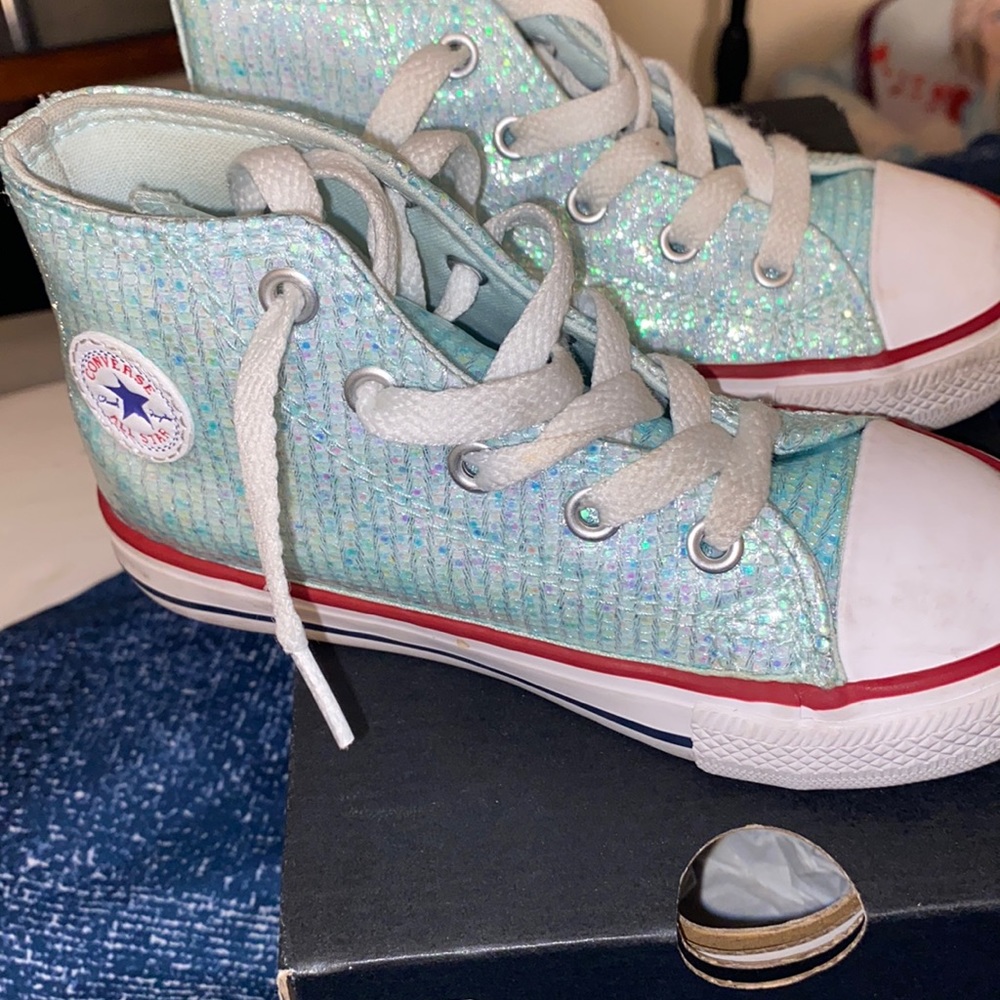 Toddler girl converse